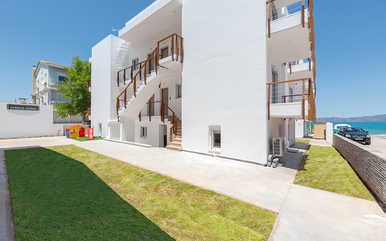 Costa Vasia Suites & Apartments external garden view